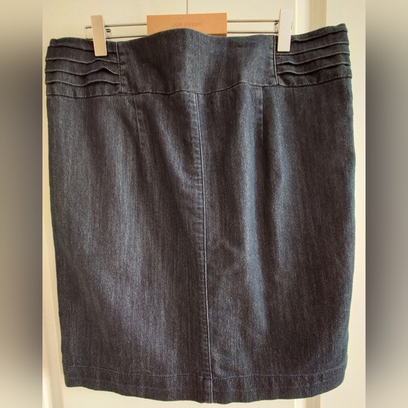 Denim Skirt size 10 - Picture 4 of 4